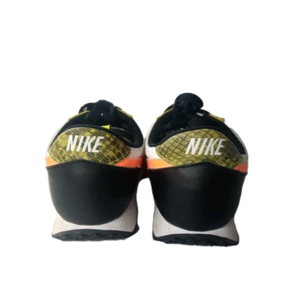 Nike Daybreak Shoes Women's Size 6 Total Orange Dynamic Yellow - Picture 5 of 8